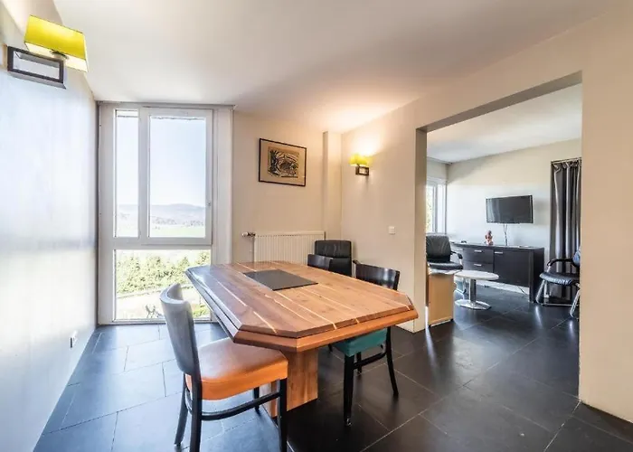 Le Jorat Pensionat Bogeve